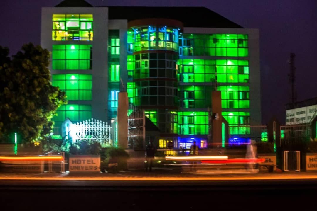 Hotel Univers 3 Aeroport Luxe Niamey Exterior foto